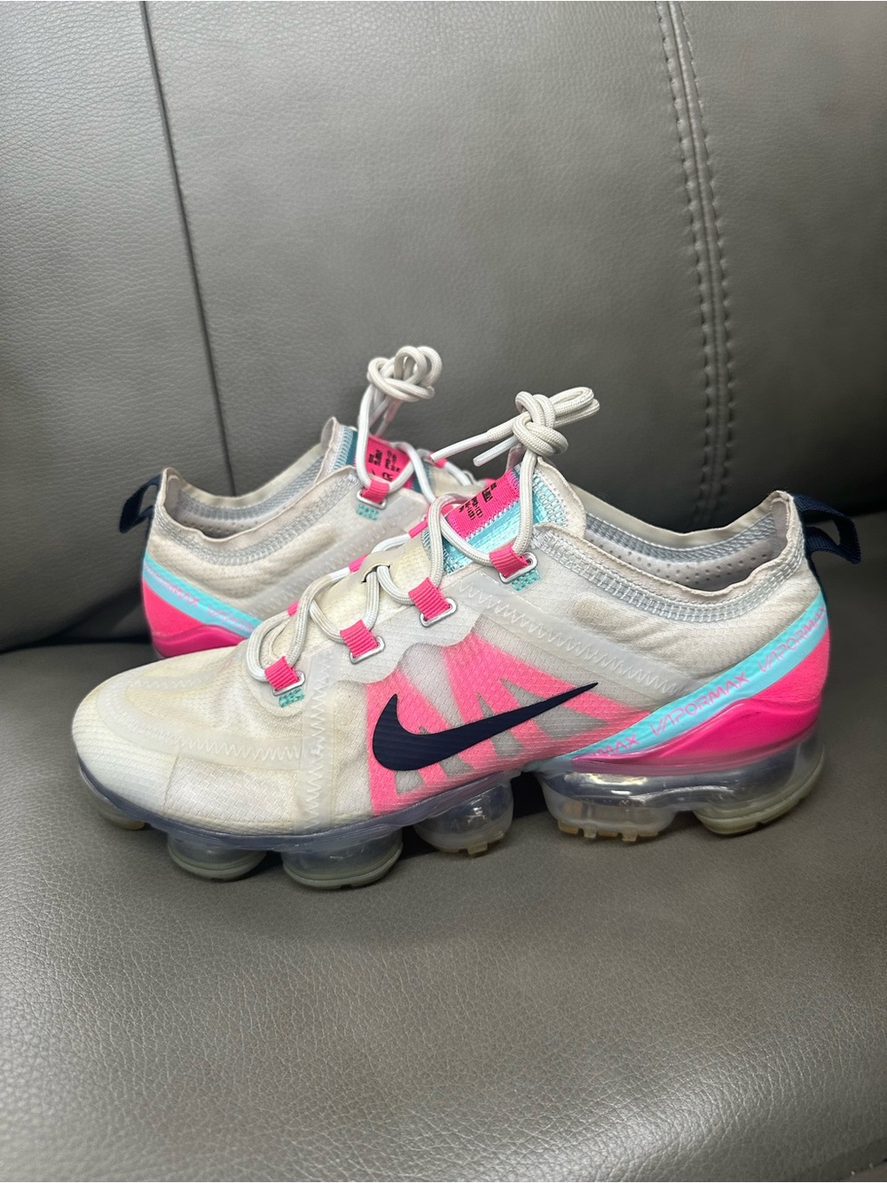 Nike Women's VaporMax Flyknit 2019 Grey Pink & Teal size 9 women’s
